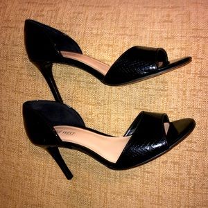 Nine West Faux Leather Black Heels EUC